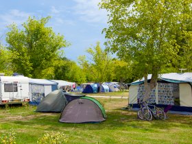 emplcament camping messanges